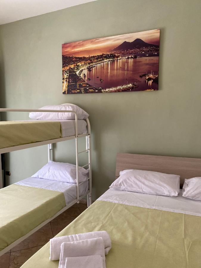 מלון Falu Napoli Centro Camera Con Cucina E Bagno Privato מראה חיצוני תמונה
