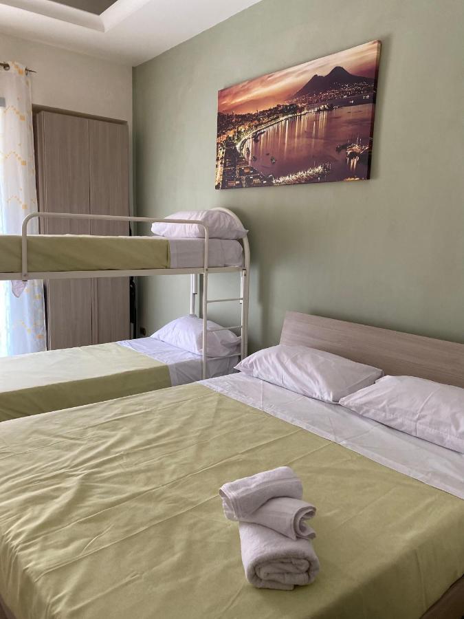 מלון Falu Napoli Centro Camera Con Cucina E Bagno Privato מראה חיצוני תמונה