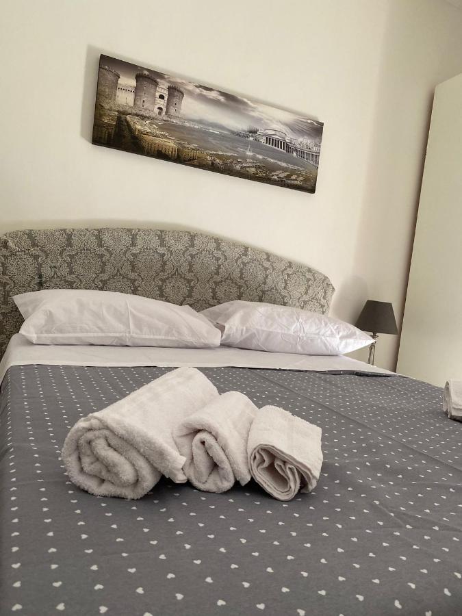 מלון Falu Napoli Centro Camera Con Cucina E Bagno Privato מראה חיצוני תמונה