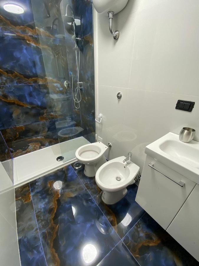 מלון Falu Napoli Centro Camera Con Cucina E Bagno Privato מראה חיצוני תמונה
